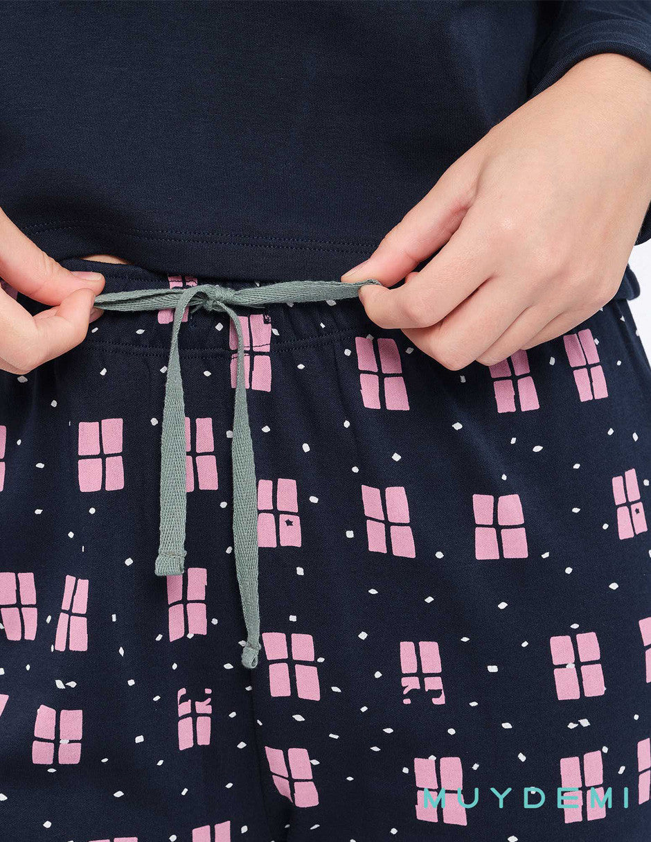 C892032 Set pijama ventanas