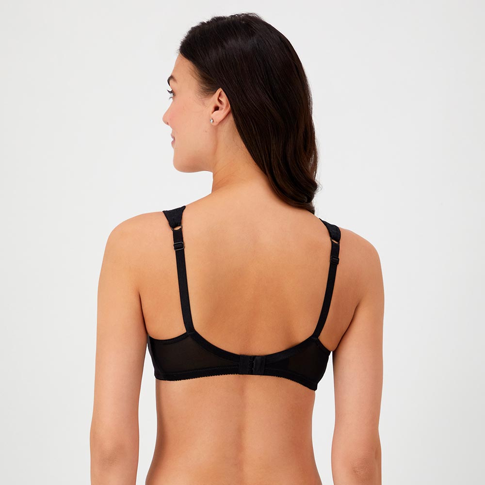 0105390 Bra con varillas flexibles